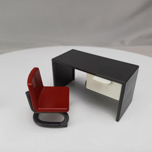 PLAYMOBIL ESCRITORIO CON SILLA mod05