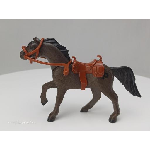 PLAYMOBIL CABALLO  MARRON OSCURO CON MONTURA MOD089 [1]