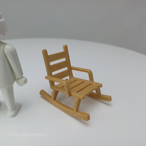PLAYMOBIL MECEDORA MARRON CLARO  SILLA