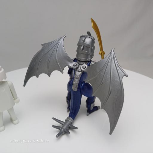 PLAYMOBIL GUERRERO DRAGON  [2]