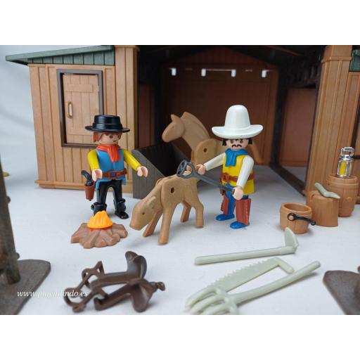 PLAYMOBIL 3768 SILVER RANCH OESTE WESTERN  (1987 - 1993) [2]