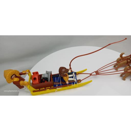 PLAYMOBIL 3466 ESQUIMALES CON TRINEO Y PIRAGUA (AÑO 1985 - 1990)  (LEER DESCRIPCION) [4]