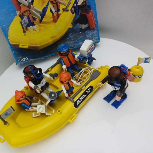 PLAYMOBIL 3479 SUBMARINISTAS CON LANCHA  (VERSION 1, AÑO 1984 - 1988) [1]