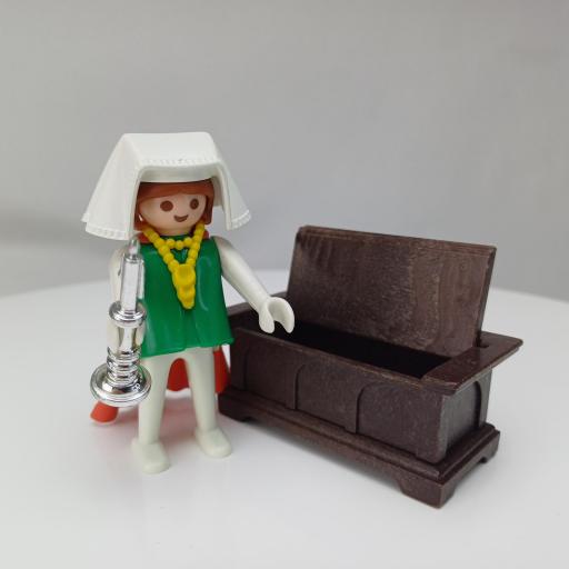 PLAYMOBIL 3376 CONDESA MEDIEVAL (AÑO 1977  - 1980)