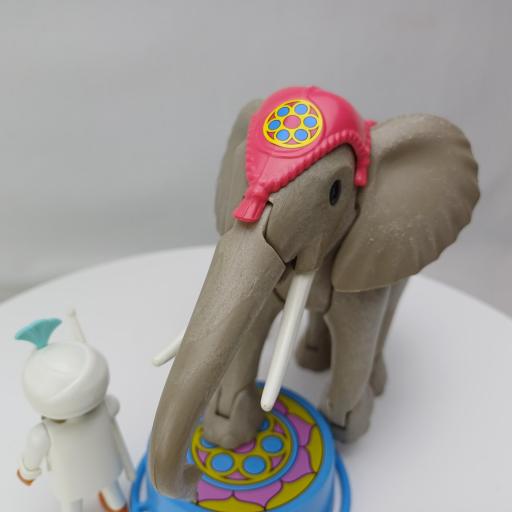 ​PLAYMOBIL 3711 ELEFANTE DEL CIRCO CON DOMADOR Y ACROBATA (V2 AÑO 1993 - 1994) [2]