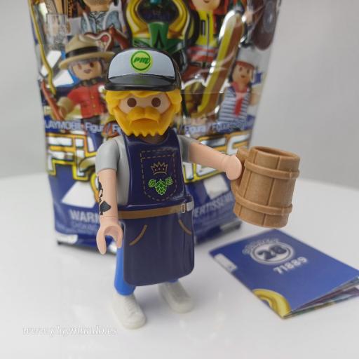 PLAYMOBIL SERIE 28 CHICOS CERVECERO