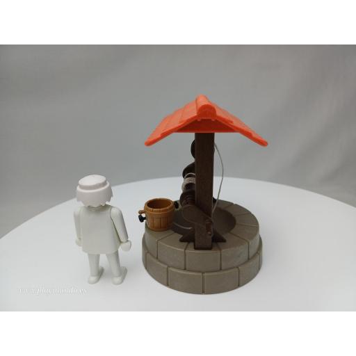 PLAYMOBIL POZO [1]
