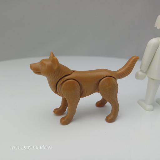 PLAYMOBIL LOBO MARRON PERRO ANIMALES  mod0042