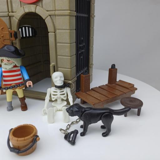 PLAYMOBIL 3351 TORRE PRISION DEL PUERTO   (AÑO 2002 USA) [2]