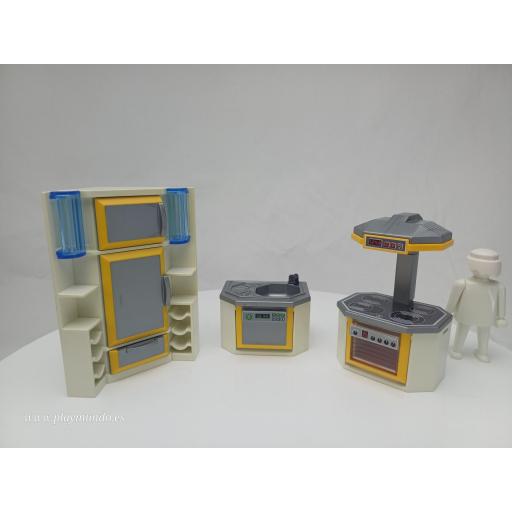 PLAYMOBIL  COCINA  MOD 25