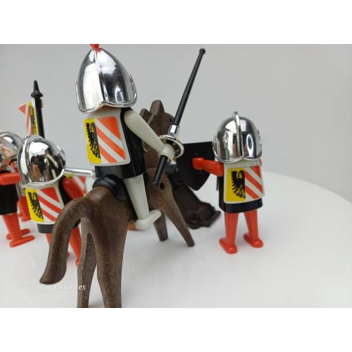 PLAYMOBIL 3482 CABALLEROS MEDIEVALES CON CAÑON (AÑO 1981-1993) [4]