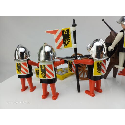 PLAYMOBIL 3482 CABALLEROS MEDIEVALES CON CAÑON (AÑO 1981-1993) [5]