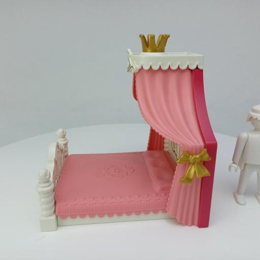 PLAYMOBIL  CAMA MOBILIARIO  MOD28 [1]