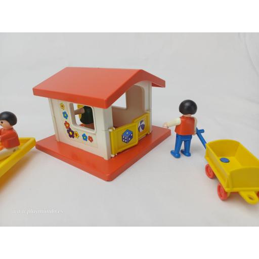 PLAYMOBIL 3497 NIÑOS CASITA Y ARENERO  (AÑO 1985 - 1995) [3]