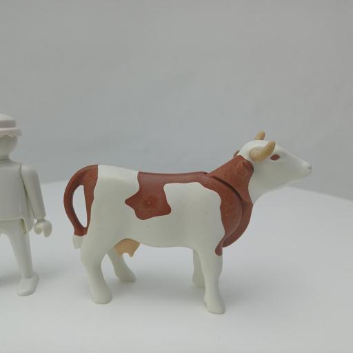 PLAYMOBIL VACA LECHERA FRISONA MOD2 [0]