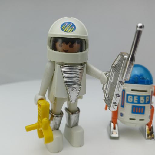 PLAYMOBIL 3591 ROBOT Y ASTRONAUTA PLAYMOSPACE (AÑO 1981)  [4]