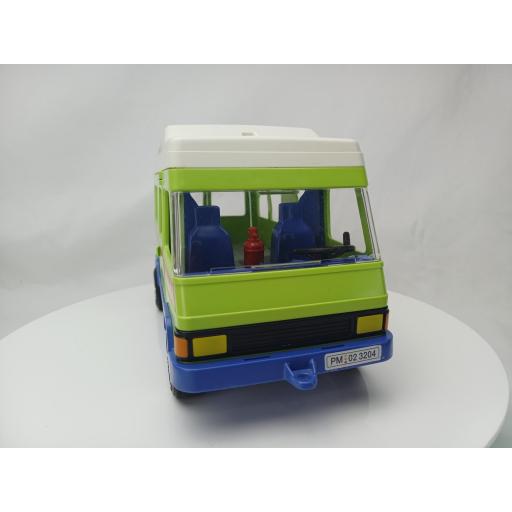 PLAYMOBIL FURGONETA CON RAMPA [2]