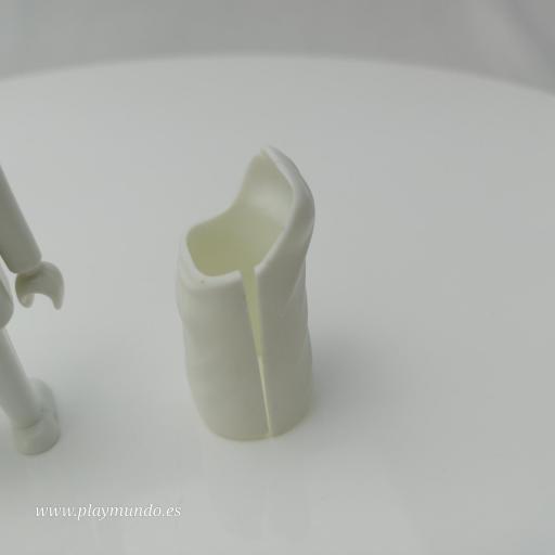PLAYMOBIL TOALLA  MUJER  [1]