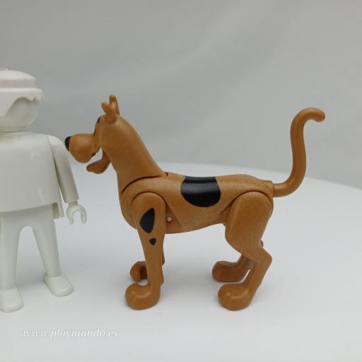 PLAYMOBIL PERRO ANIMALES  SCOOBY DOO CARA A [2]