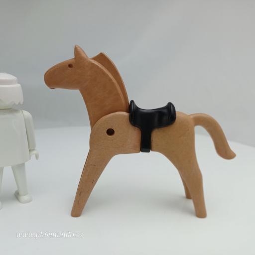 ​PLAYMOBIL CABALLO CLASICO MARRON CON MONTURA MOD0881 [0]