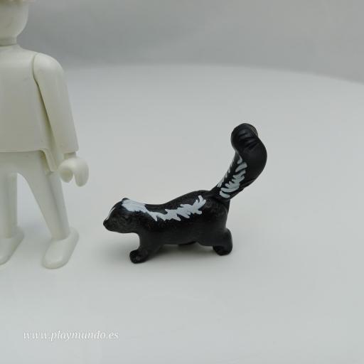 PLAYMOBIL MOFETA ANIMALES BOSQUE [1]