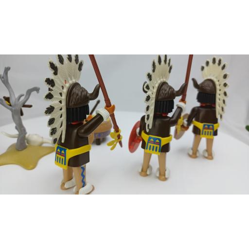 PLAYMOBIL 3732 INDIOS BAILANDO (AÑO 1989) [3]