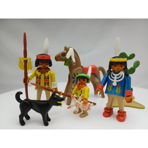 PLAYMOBIL 3396  OESTE WESTERN FAMILIA INDIA  (AÑO 1990)
