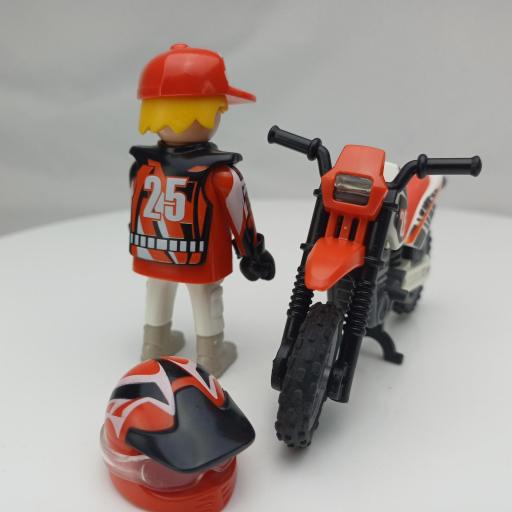 PLAYMOBIL 9357 SPECIAL MOTO MOTOCROSS  (AÑO 2018) [4]