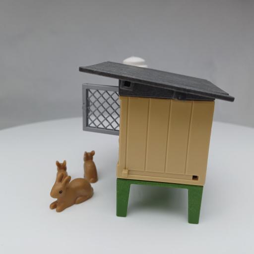 PLAYMOBIL CONEJOS CON CASETA [1]