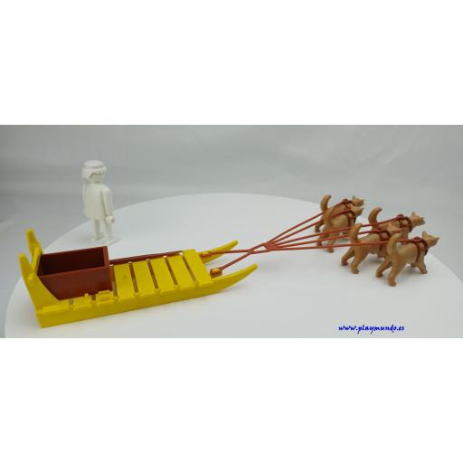PLAYMOBIL TRINEO ESQUIMAL DE LA REF 3466 [2]