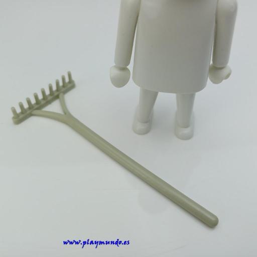 PLAYMOBIL RASTRILLO HERRAMIENTA GRANJA