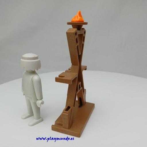 PLAYMBIL ARMERO MEDIEVAL VIKINGO CON LLAMA MOD025 [1]