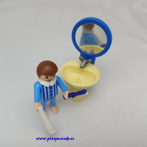 PLAYMOBIL 4661 SPECIAL NIÑO CON CEPILLO DIENTES (AÑO 2007) [1]