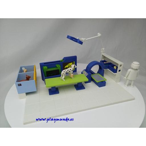 PLAYMOBIL CLINICA VETERINARIA CON ANIMALES [0]