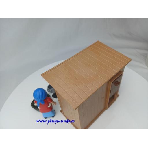 PLAYMOBIL 4492 GRANJERA CON GALLINERO (AÑO 2005) [3]