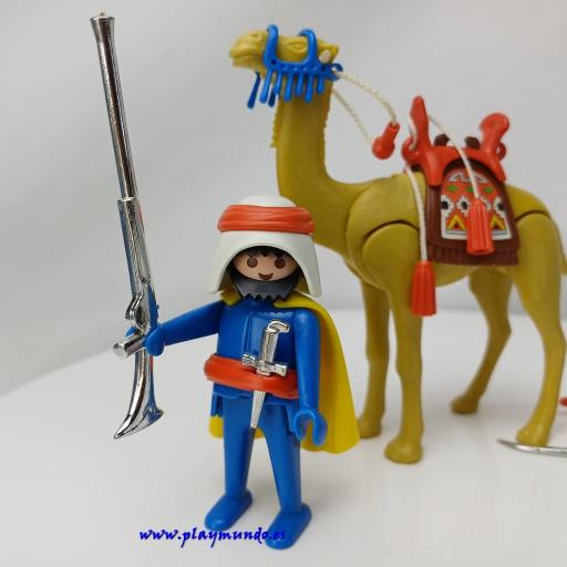 PLAYMOBIL 3586 ARABE BEDUINO CON CAMELLO {1980 - 1988) [1]