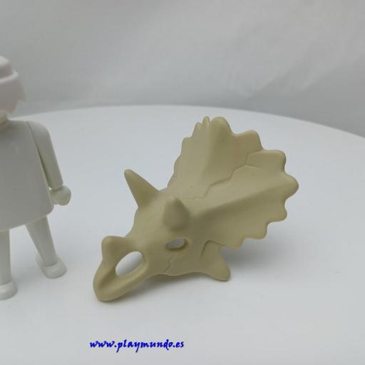PLAYMOBIL CALAVERA TRICERATOPS DINOSAURIO [0]