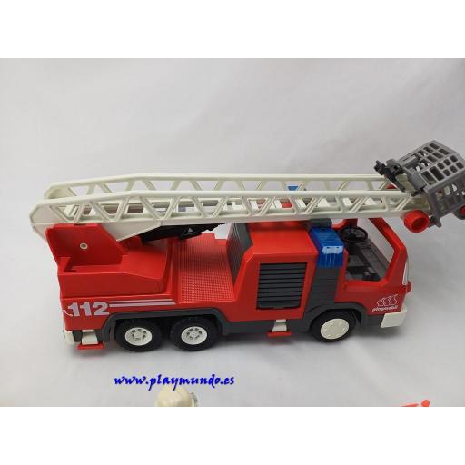 PLAYMOBIL  3182 CAMION DE BOMBEROS (AÑO 2002) Con luces. [6]