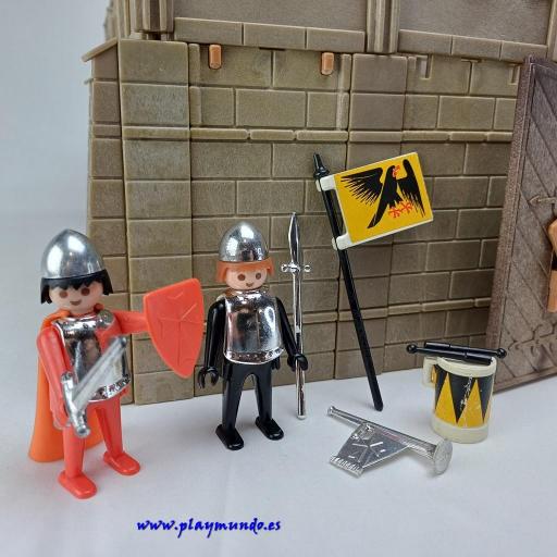 PLAYMOBIL 3446 CASTILLO MEDIEVAL (1977) [3]