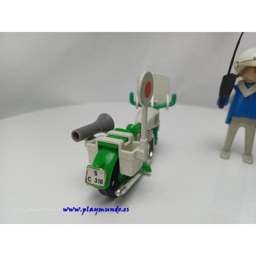 PLAYMOBIL 3572 POLICIA CON MOTO ( AÑO 1979)  [4]