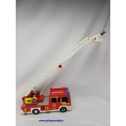 PLAYMOBIL  CAMION DE BOMBEROS [2]