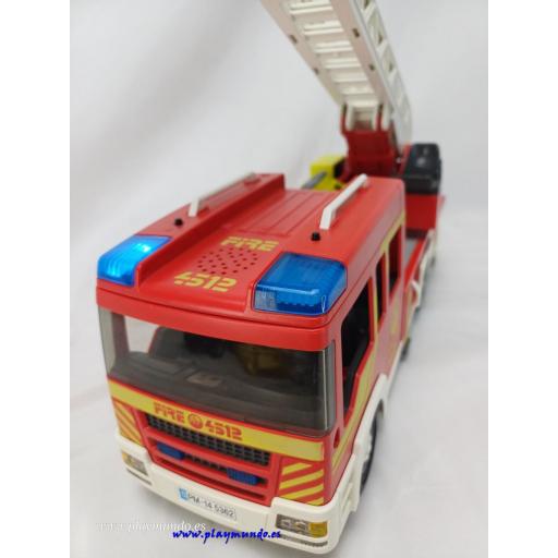 PLAYMOBIL  CAMION DE BOMBEROS [4]