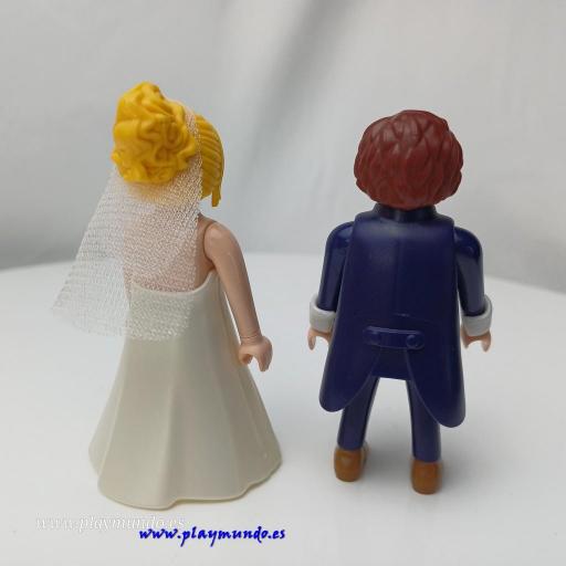 PLAYMOBIL NOVIOS  [1]