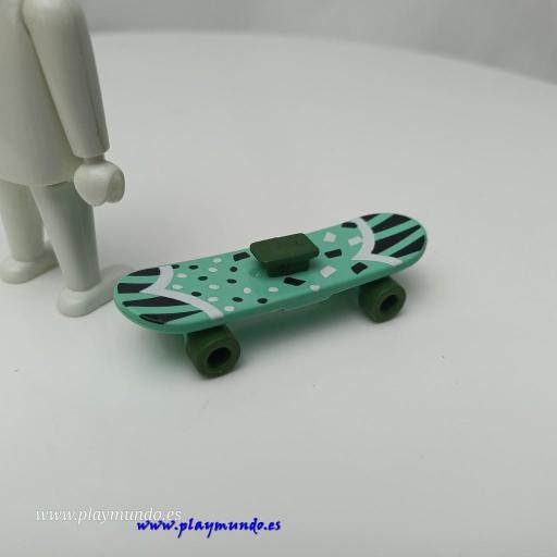 PLAYMOBIL MONOPATIN SKATEBOARD