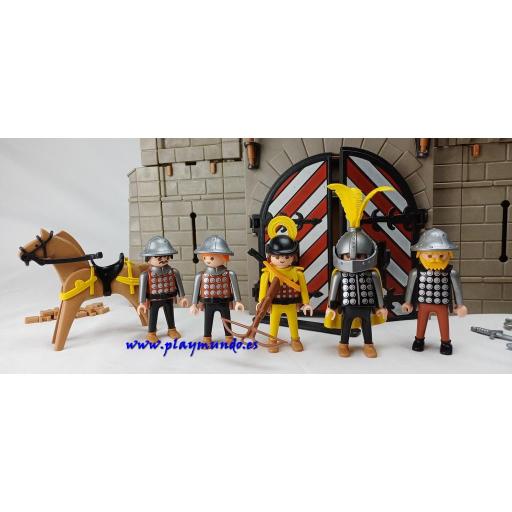 PLAYMOBIL 3667 CASTILLO MEDIEVAL (1993 - 2004) [2]