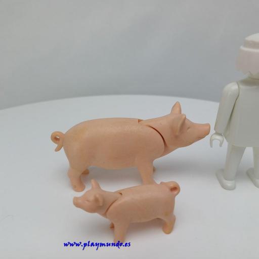 PLAYMOBIL CERDO CON CRIA LECHON [1]