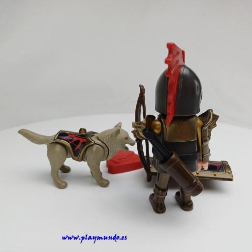 PLAYMOBIL  4808 CABALLERO DEL LOBO (AÑO 2009) [2]
