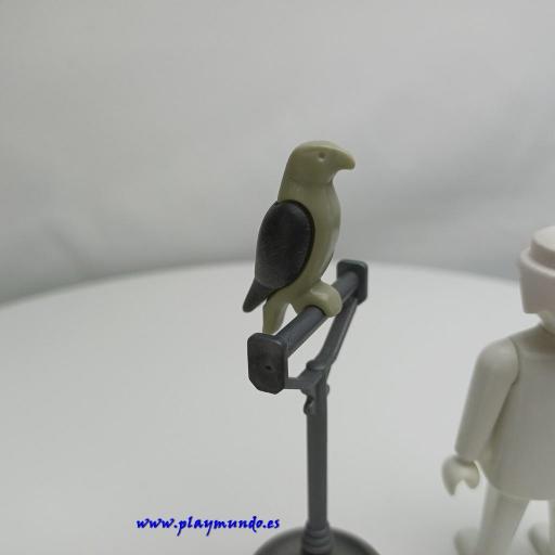 PLAYMOBIL HALCON SOPORTE [1]