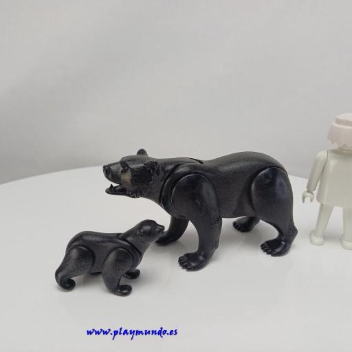 PLAYMOBIL ANIMALES OSO NEGRO CON CRIA