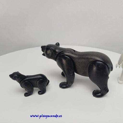 PLAYMOBIL ANIMALES OSO NEGRO CON CRIA [2]